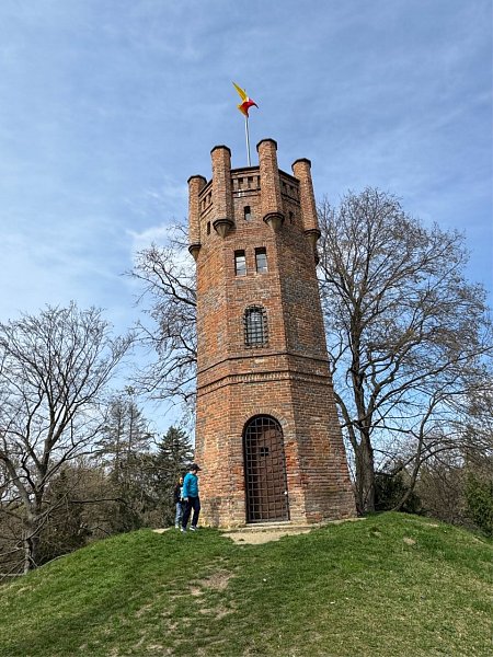 Červená věž