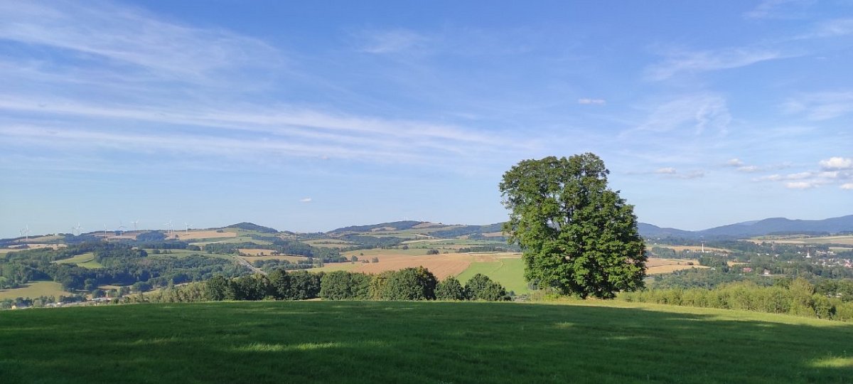 Panenská Hůrka (402&nbsp;m)
