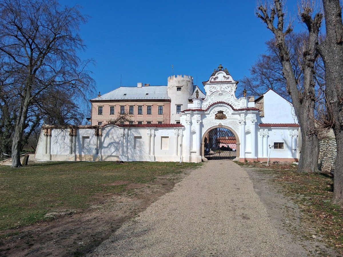 Líčkov - zámek (308&nbsp;m)