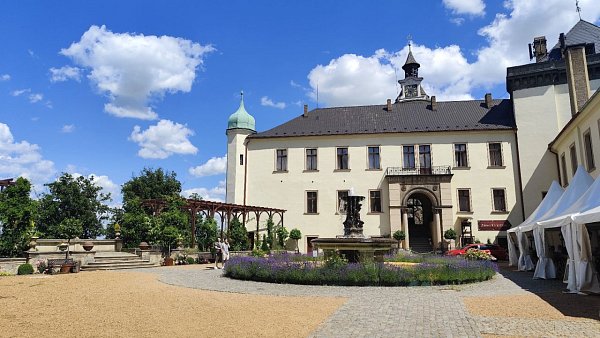 Zbiroh - zámek