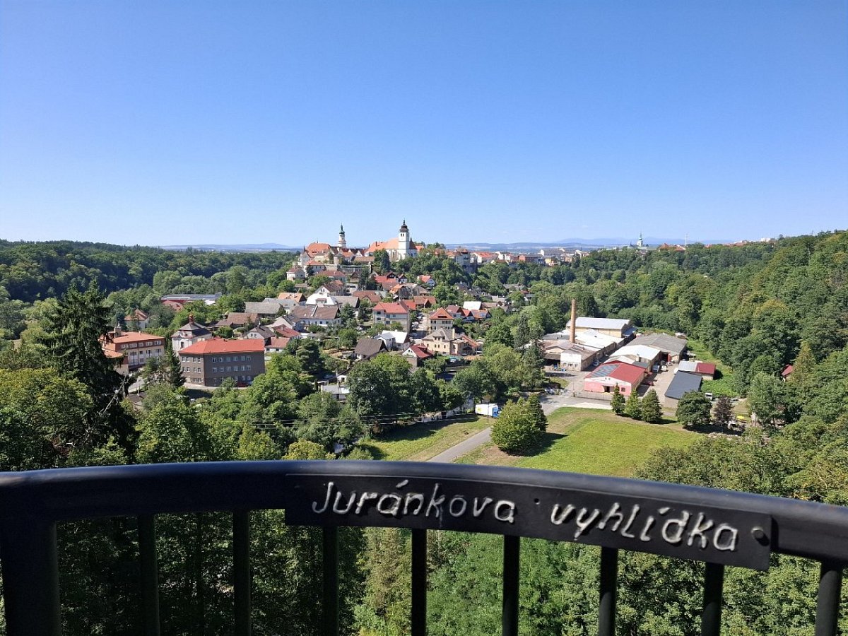 Výrov - zřícenina (351&nbsp;m)