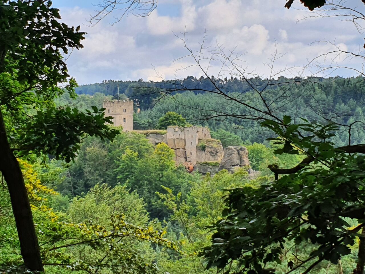 Hrádek (Helfenburk) - zřícenina